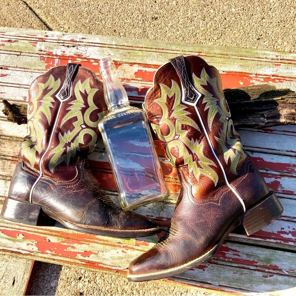 🪺Ariat Leather Tombstone Embroidered Western Boots - Picture 10 of 16